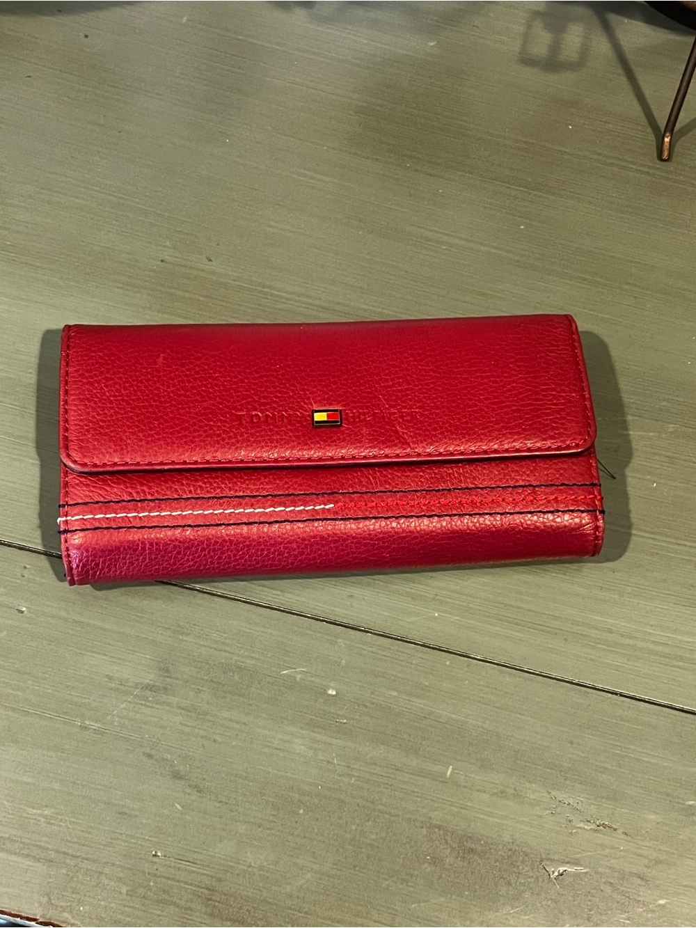 Tommy Hilfiger Red Leather Clutch Wallet with Signature Flag